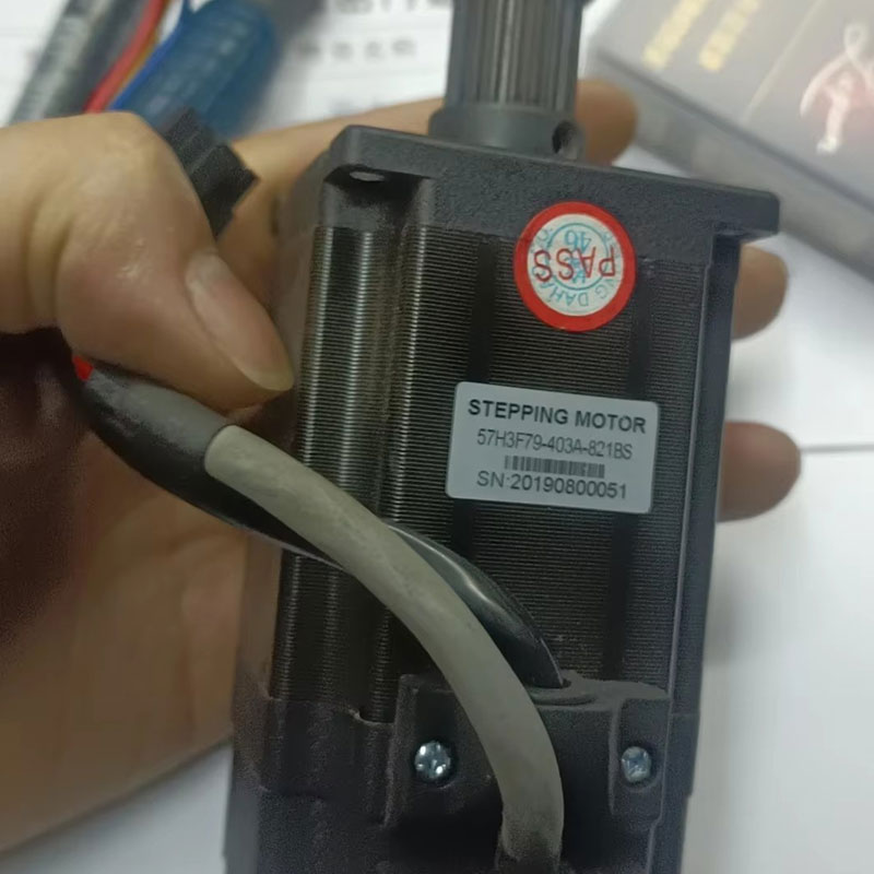 DAHAO motor 57H3F79-403A-821BS lukket bue A15 X Axis kinesisk embroidering maskin EDH03-57H3F79-403A-821BS